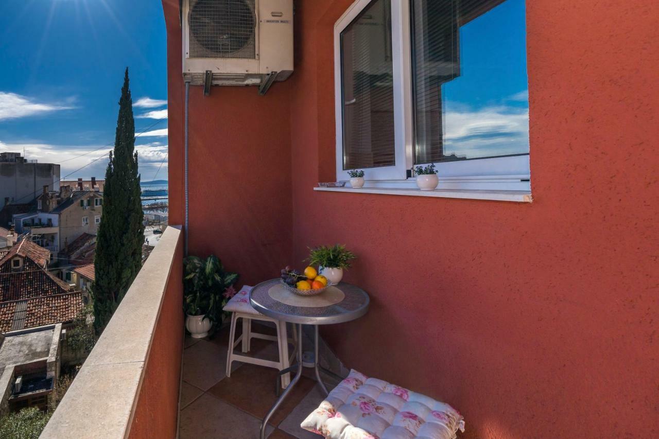Apartment Old Town With Sea View Split Exterior foto